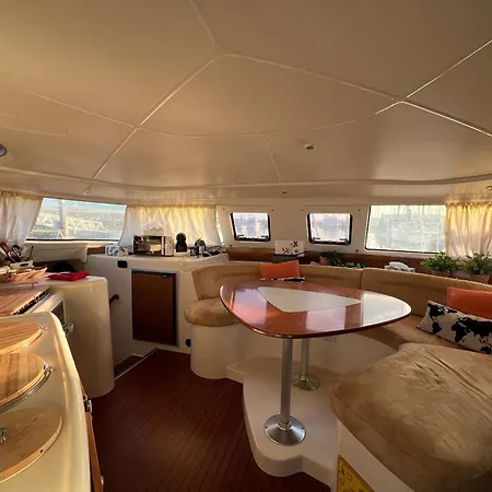 Catamaran Corto Maltese Iii